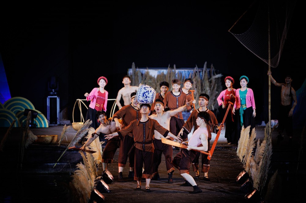 Show thực cảnh “ Anh hùng cờ lau” - Bản hùng ca giữa lòng Cố đô - Ảnh 6.