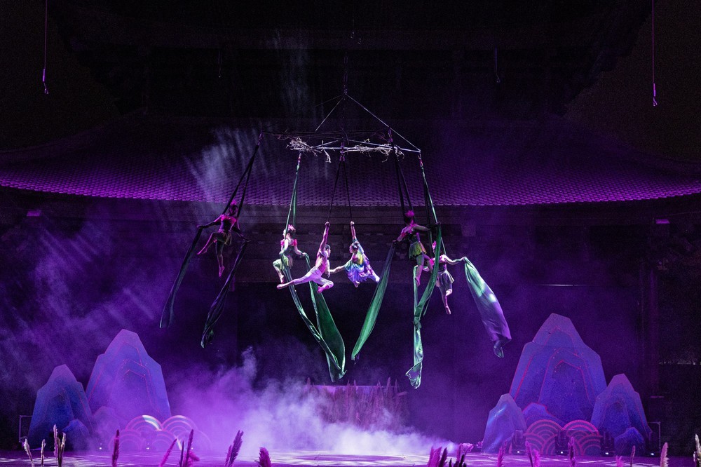 Show thực cảnh “ Anh hùng cờ lau” - Bản hùng ca giữa lòng Cố đô - Ảnh 1.