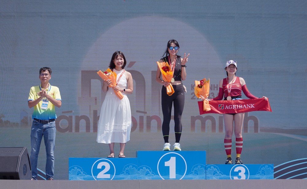 Tiền Phong Marathon 2026: Agribank lan tỏa tinh thần bền bỉ, vì cộng đồng - Ảnh 6.