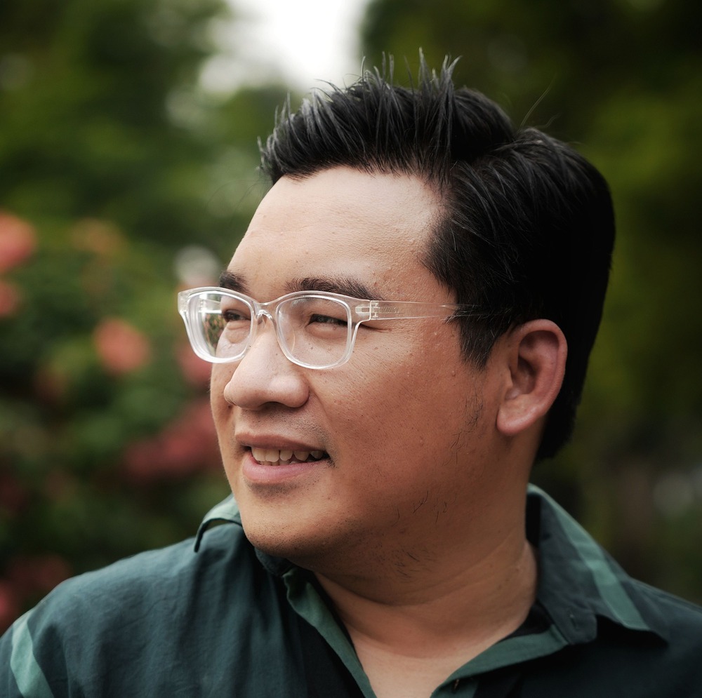 Nhà thơ Nguyễn Đăng Khoa nói về album "Cuốn phim" khi lọt Top 5 đề cử giải Cống hiến 2026 - Ảnh 2.