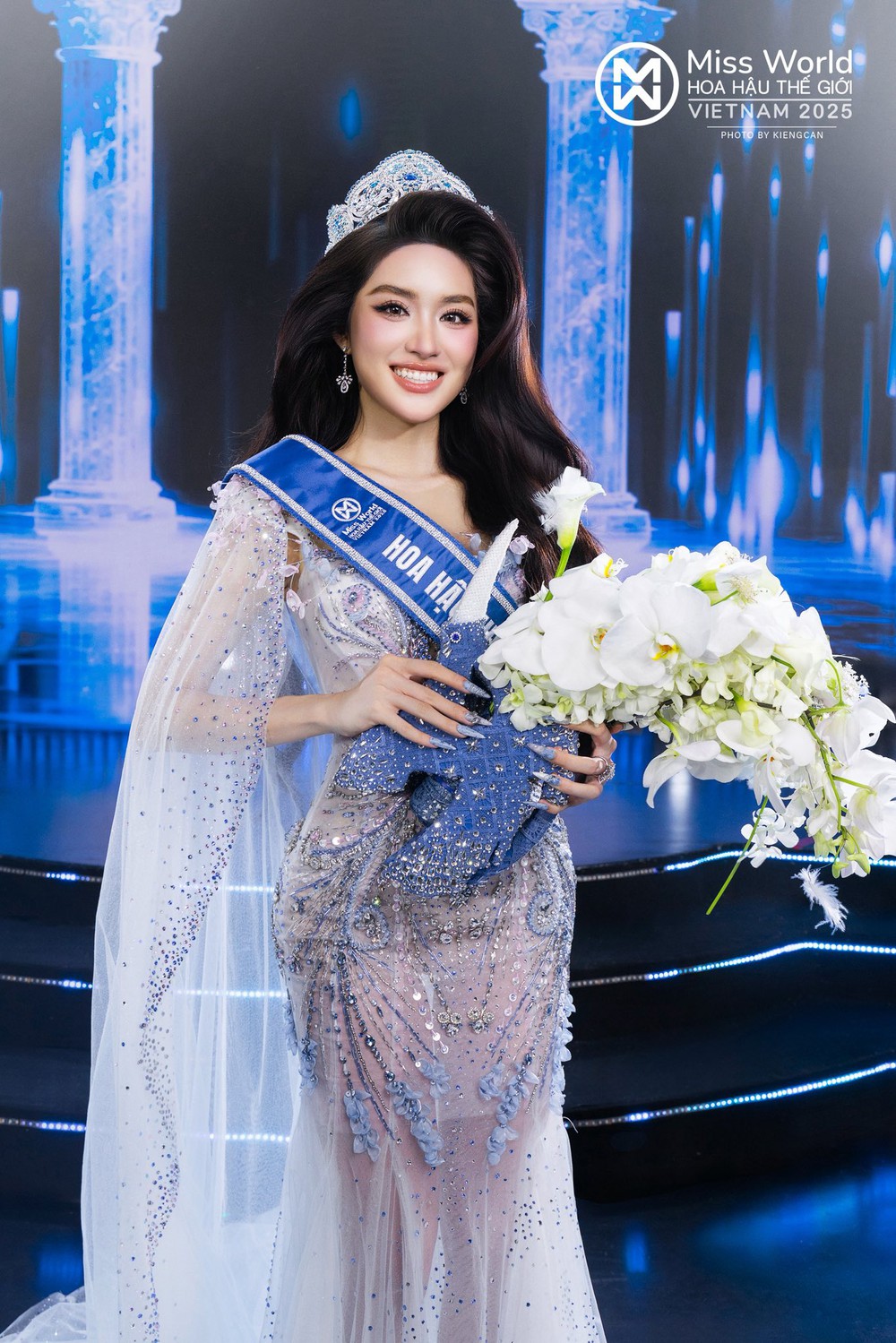 Miss World Vietnam 2025 Phan Phương Oanh giữ vóc dáng nhờ kỷ luật - Ảnh 1.