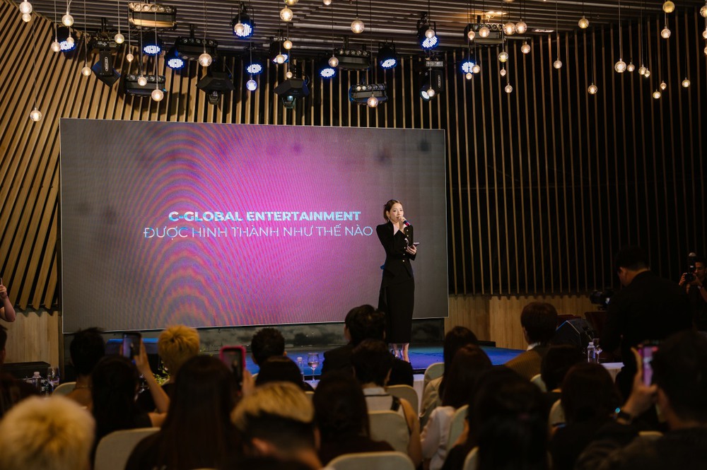 Chi Pu thành lập công ty giải trí, công bố dàn nghệ sĩ đa tài - Ảnh 2.