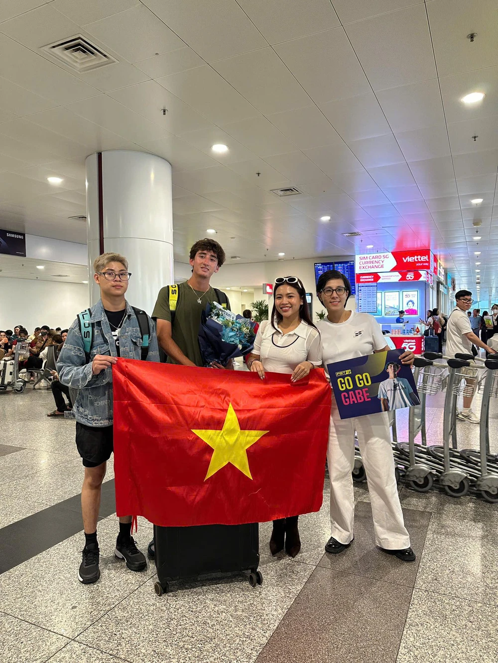 Tay vợt pickleball top 1 thế giới đặt chân đến Việt Nam, tranh tài ở PPA Tour MB Hanoi Cup 2026 - Ảnh 1. Tay vợt pickleball top 1 thế giới đặt chân đến Việt Nam, tranh tài ở PPA Tour MB Hanoi Cup 2026 - Ảnh 1.