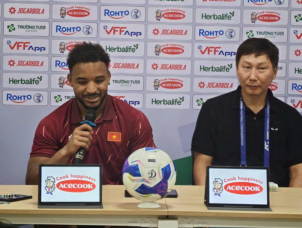 HLV Kim Sang Sik và nền tảng cho tương lai lớn của bóng đá Việt Nam - Ảnh 2.