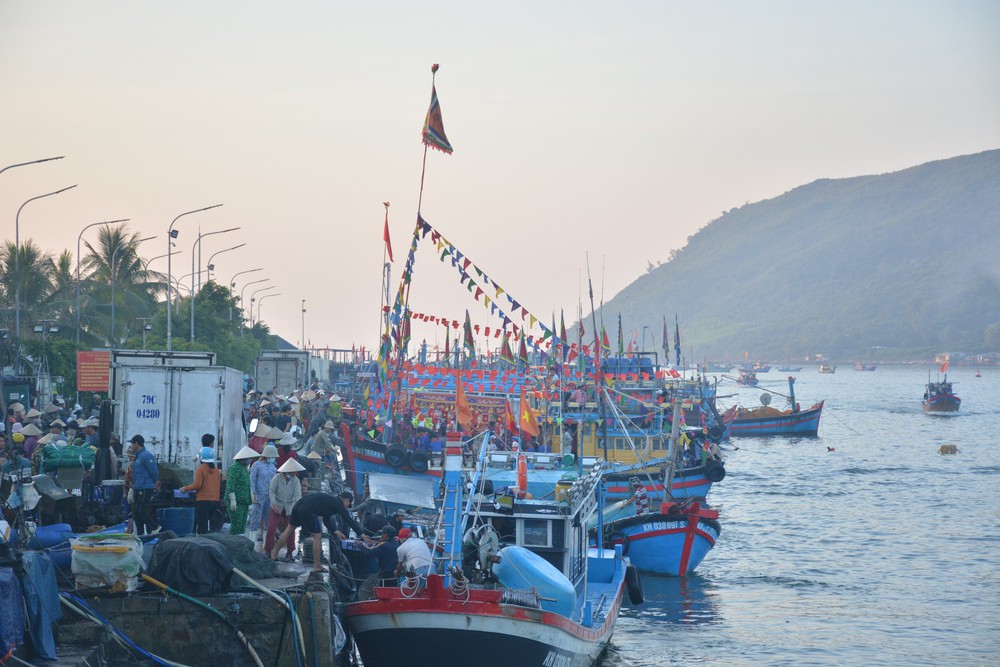 Giữ hồn biển qua Lễ hội Cầu ngư đình Trường Đông - Ảnh 1.