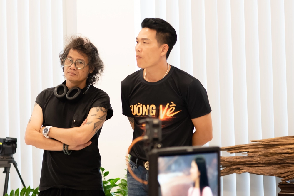 Dàn sao tên tuổi tham gia casting phim “Đường về” của Quách Beem - Ảnh 6. Dàn sao tên tuổi tham gia casting phim “Đường về” của Quách Beem - Ảnh 6.