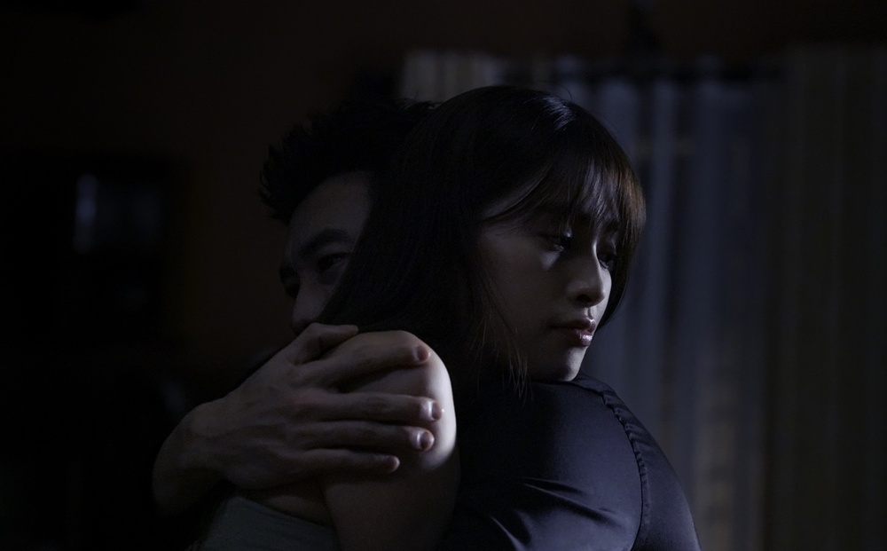 Quốc Trường - Tiểu Vy đầy toan tính trong phim “Ốc mượn hồn” - Ảnh 2.