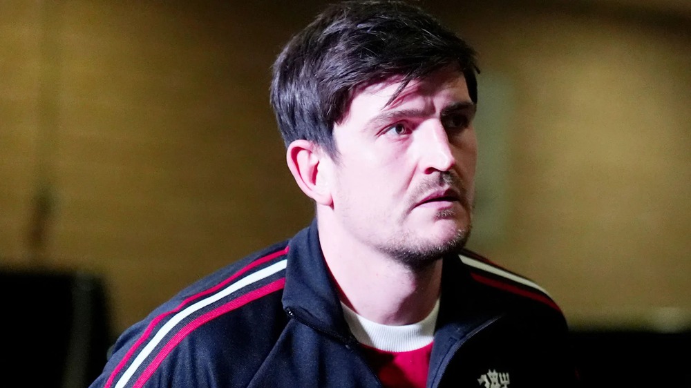 Harry Maguire được tòa giảm án tù khi xét xử lại - Ảnh 1.