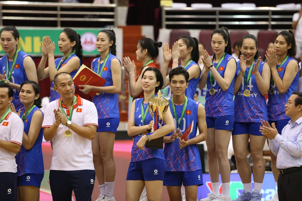 Câu chuyện thể thao: Cùng tôn vinh những đóa hồng thể thao!  - Ảnh 1.