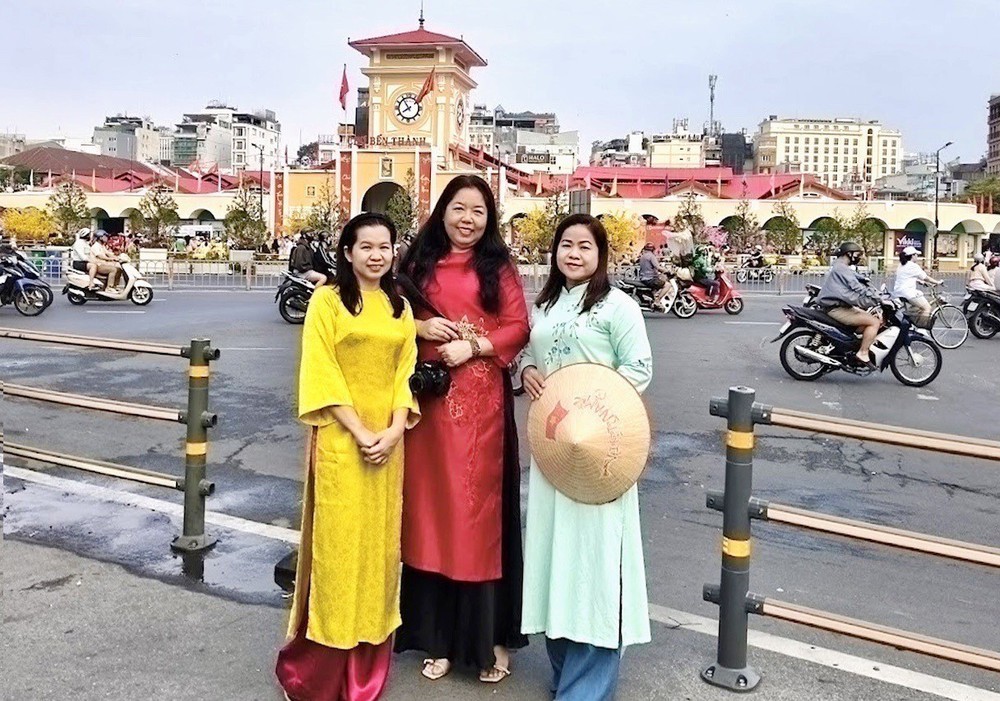 Lễ hội Áo dài Thành phố Hồ Chí Minh: Nhịp cầu nối giữa truyền thống và tương lai - Ảnh 4.