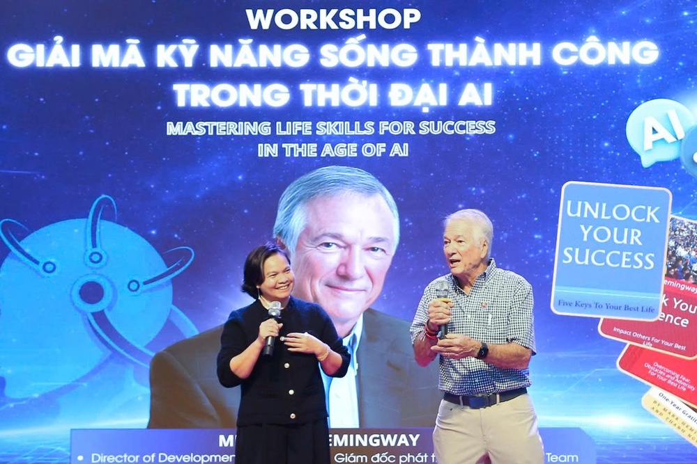 Kỹ năng sống thời AI: Những gợi mở từ diễn giả Mark Hemingway - Ảnh 1.