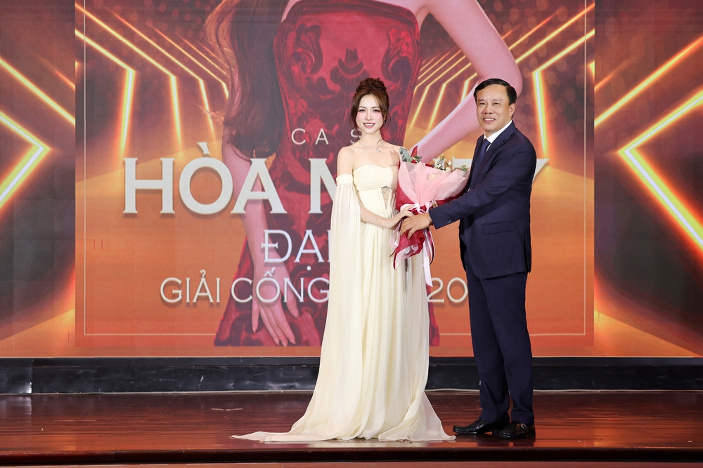 Toàn cảnh Lễ công bố Giải thưởng Cống hiến 2026 - Ảnh 1.