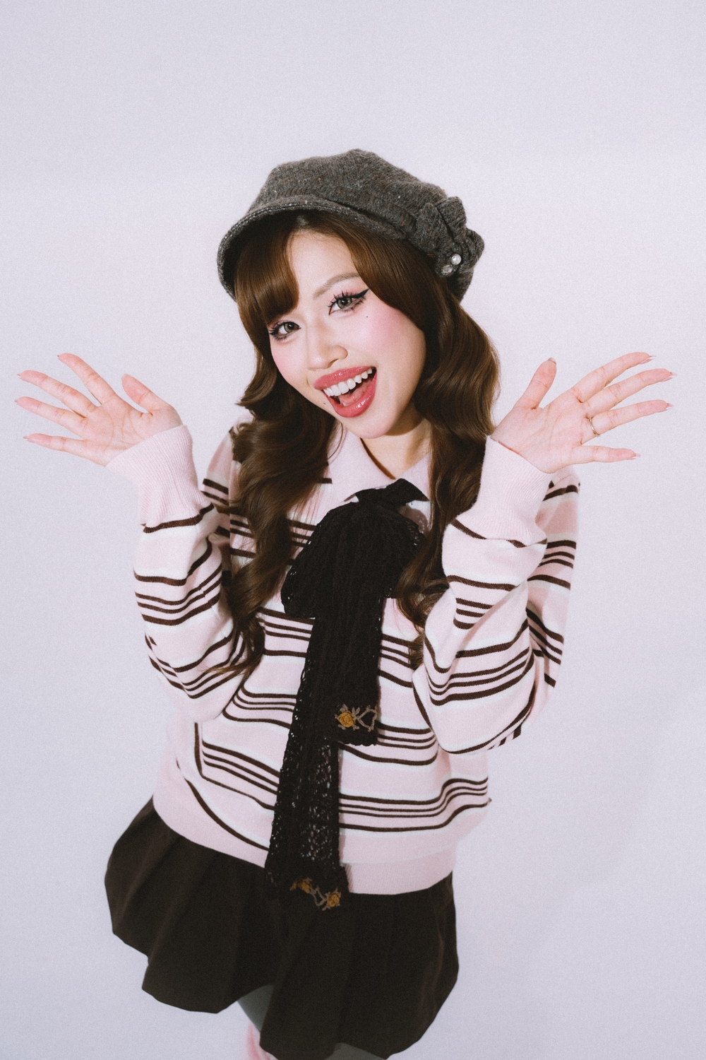 Tiffany Bun tham gia đường đua âm nhạc ngày 8/3 với “Yêu anh vạn kiếp" - Ảnh 1.