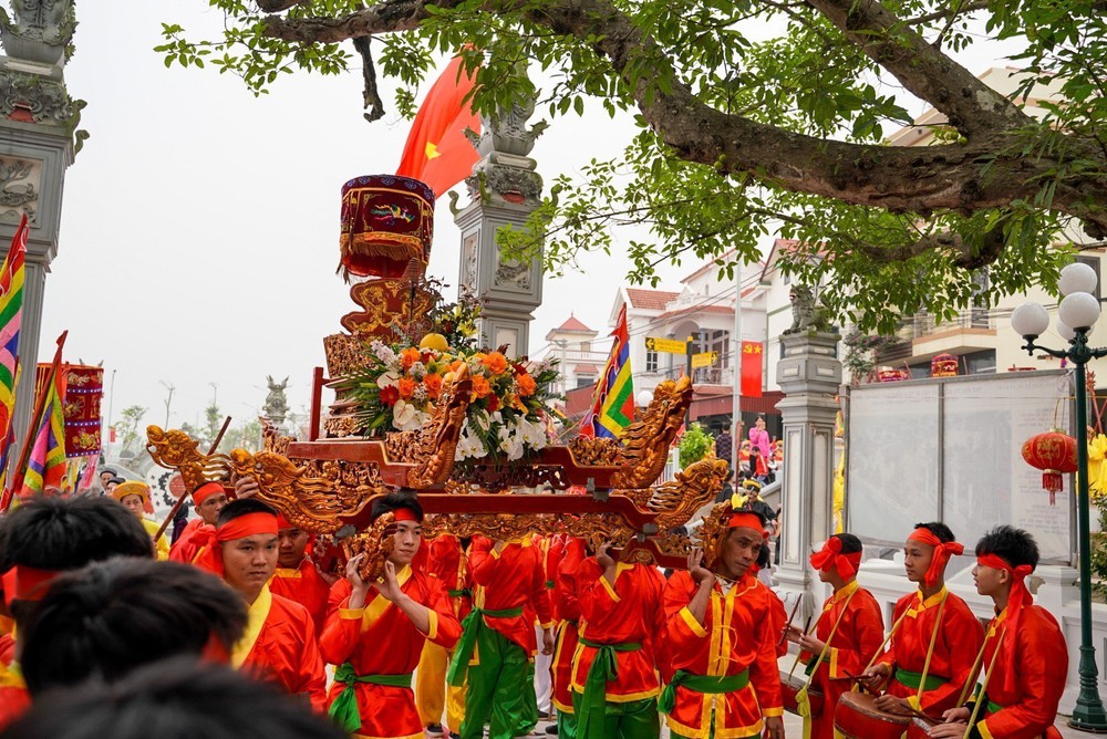 Lan tỏa khát vọng thịnh vượng từ di sản văn hóa "Lễ hội Chử Đồng Tử - Tiên Dung" - Ảnh 5.