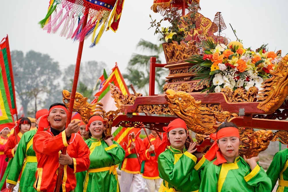 Lan tỏa khát vọng thịnh vượng từ di sản văn hóa "Lễ hội Chử Đồng Tử - Tiên Dung" - Ảnh 7.
