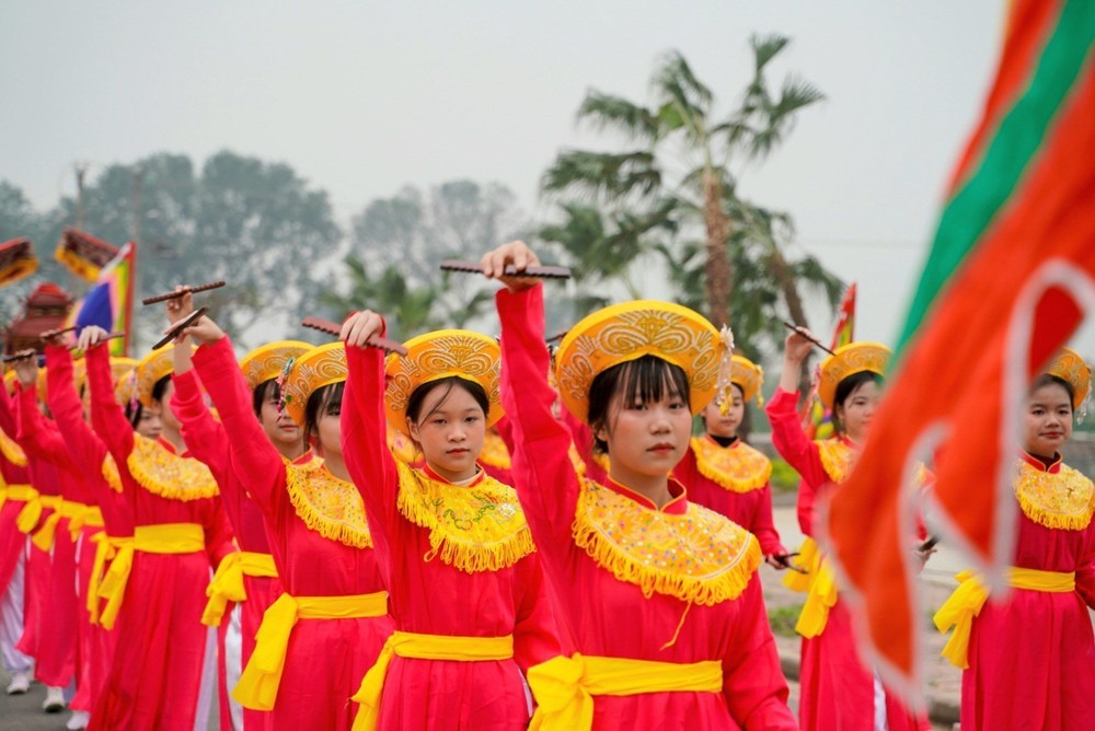 Lan tỏa khát vọng thịnh vượng từ di sản văn hóa "Lễ hội Chử Đồng Tử - Tiên Dung" - Ảnh 3.