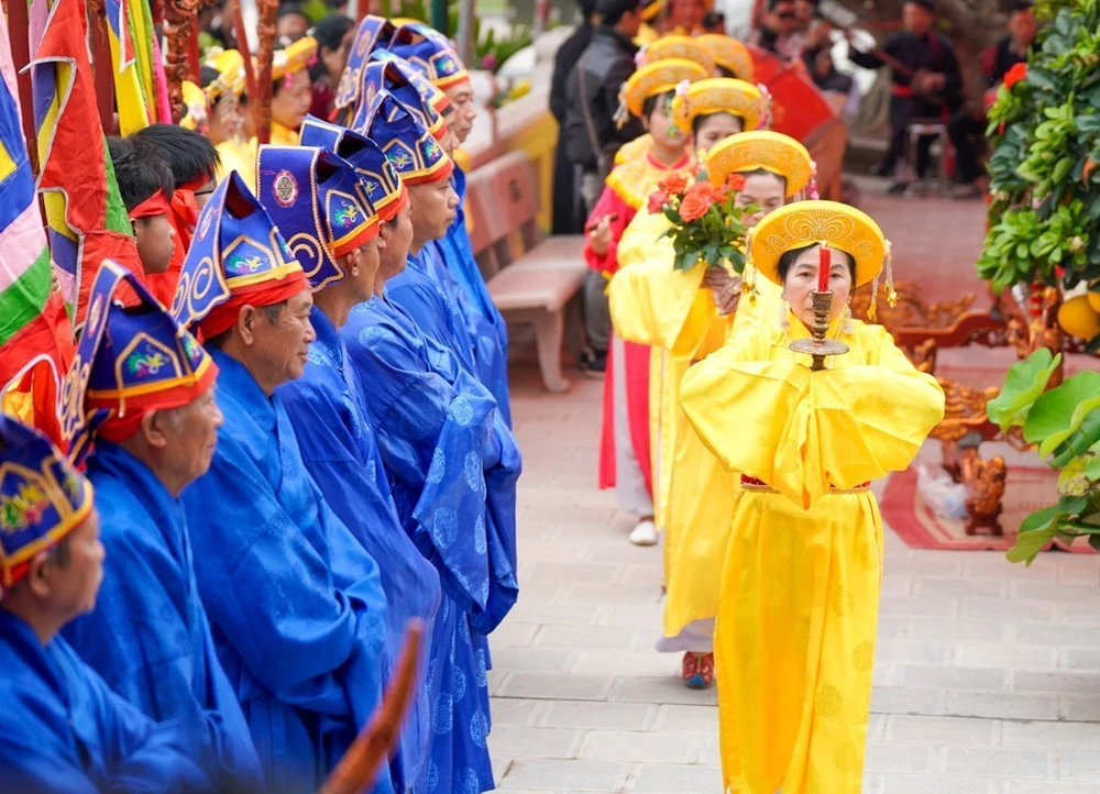 Lan tỏa khát vọng thịnh vượng từ di sản văn hóa "Lễ hội Chử Đồng Tử - Tiên Dung" - Ảnh 17.