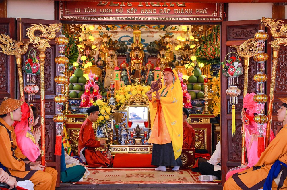 Nghị quyết 80: Bảo tồn, phát huy giá trị di sản Thực hành Tín ngưỡng thờ Mẫu trong đời sống đương đại - Ảnh 1.