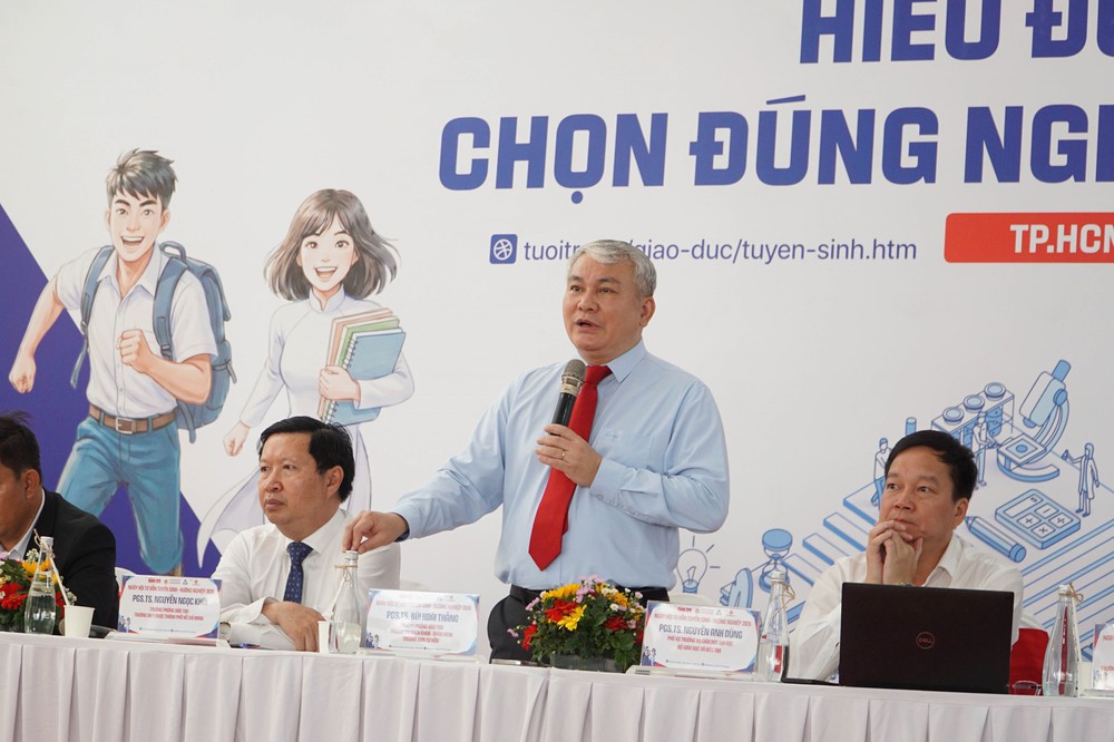 Tuyển sinh 2026: Chọn ngành phù hợp quan trọng hơn chạy theo ngành “hot” - Ảnh 1.