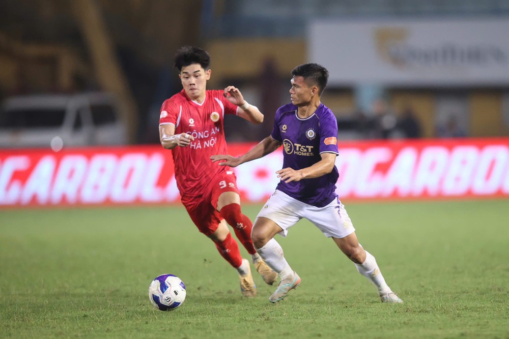 Là Vua phá lưới U23 châu Á, Đình Bắc đang tịt ngòi hơn 1000 phút ở V-League - Ảnh 1. Là Vua phá lưới U23 châu Á, Đình Bắc đang tịt ngòi hơn 1000 phút ở V-League - Ảnh 1.