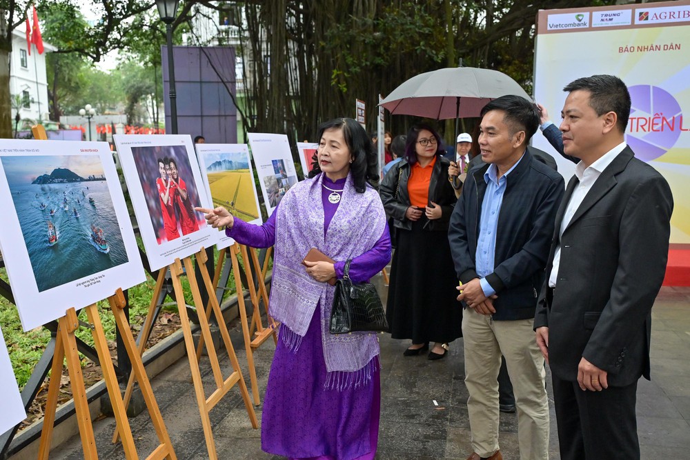 Gần 4.000 tác phẩm ảnh phản ánh diện mạo 'Việt Nam trên hành trình đổi mới' - Ảnh 8.