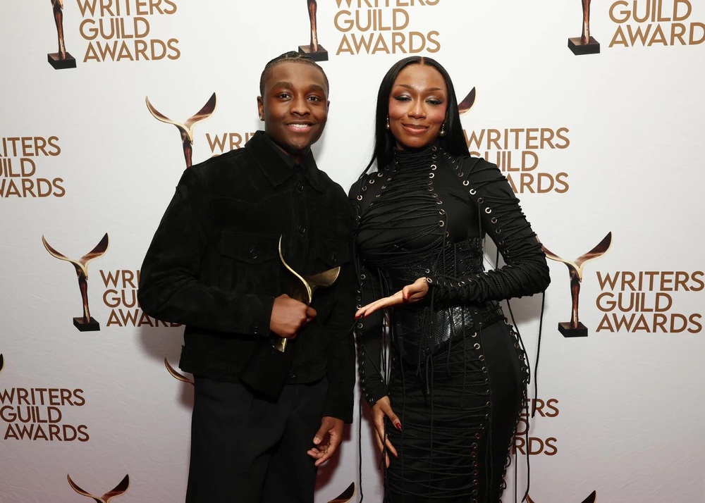 Giải Hiệp hội Biên kịch Mỹ 2026: Oscar vẫn chưa ngã ngũ - Ảnh 1.