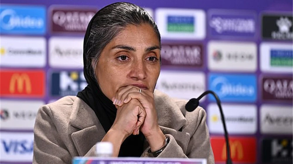 Tuyển nữ Iran cầu cứu giữa vòng vây người biểu tình tại Australia - Ảnh 4. Tuyển nữ Iran cầu cứu giữa vòng vây người biểu tình tại Australia - Ảnh 4.