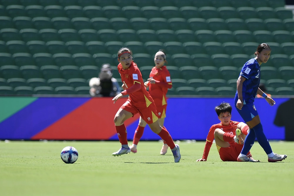 HLV Mai Đức Chung đặt mục tiêu giành điểm trước Nhật Bản - Ảnh 2. HLV Mai Đức Chung đặt mục tiêu giành điểm trước Nhật Bản - Ảnh 2.