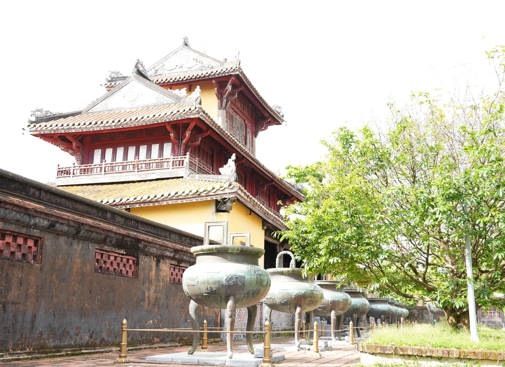 Hiển Lâm Các - công trình cao nhất trong Hoàng Thành Huế - Ảnh 3.