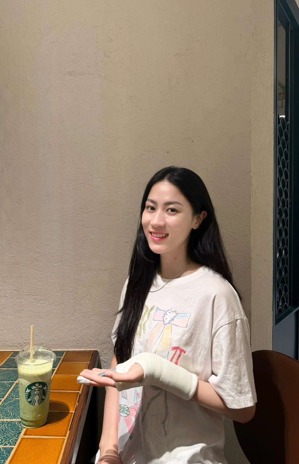 Hoa khôi bóng chuyền Việt Nam lên tiếng về chấn thương sau khi vắng mặt ở giải đấu lớn - Ảnh 2.