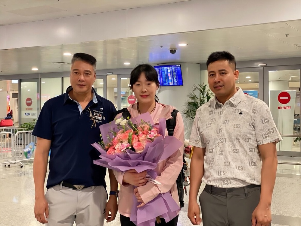 Ngôi sao đến từ nền bóng chuyền top 6 thế giới có hành động đẹp ngay khi vừa gia nhập đội nữ Việt Nam - Ảnh 1.