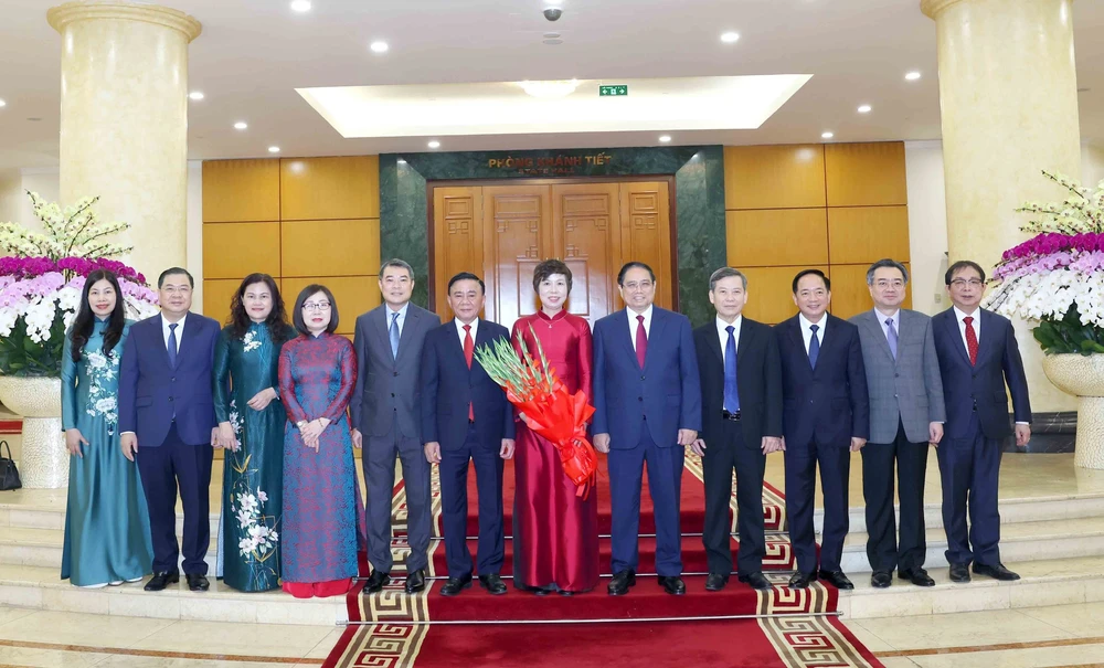 Hội nghị công bố Quyết định của Bộ Chính trị về công tác tổ chức và cán bộ của 5 cơ quan - Ảnh 3. Hội nghị công bố Quyết định của Bộ Chính trị về công tác tổ chức và cán bộ của 5 cơ quan - Ảnh 3.