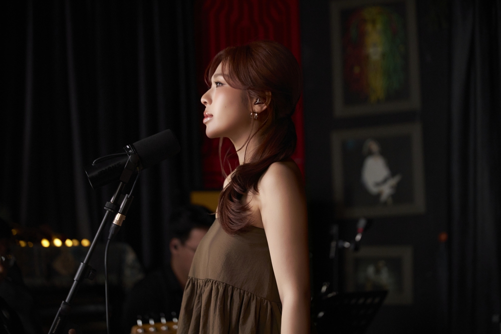 Nguyễn Kiều Oanh ra mắt EP "Lạc": Hành trình vượt qua giông bão trong tình yêu - Ảnh 2.