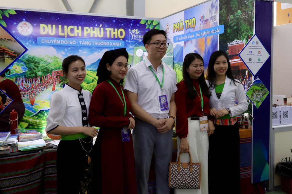 Khai mạc VITM 2026: Chuyển đổi số và tăng trưởng xanh để nâng tầm du lịch Việt - Ảnh 16.