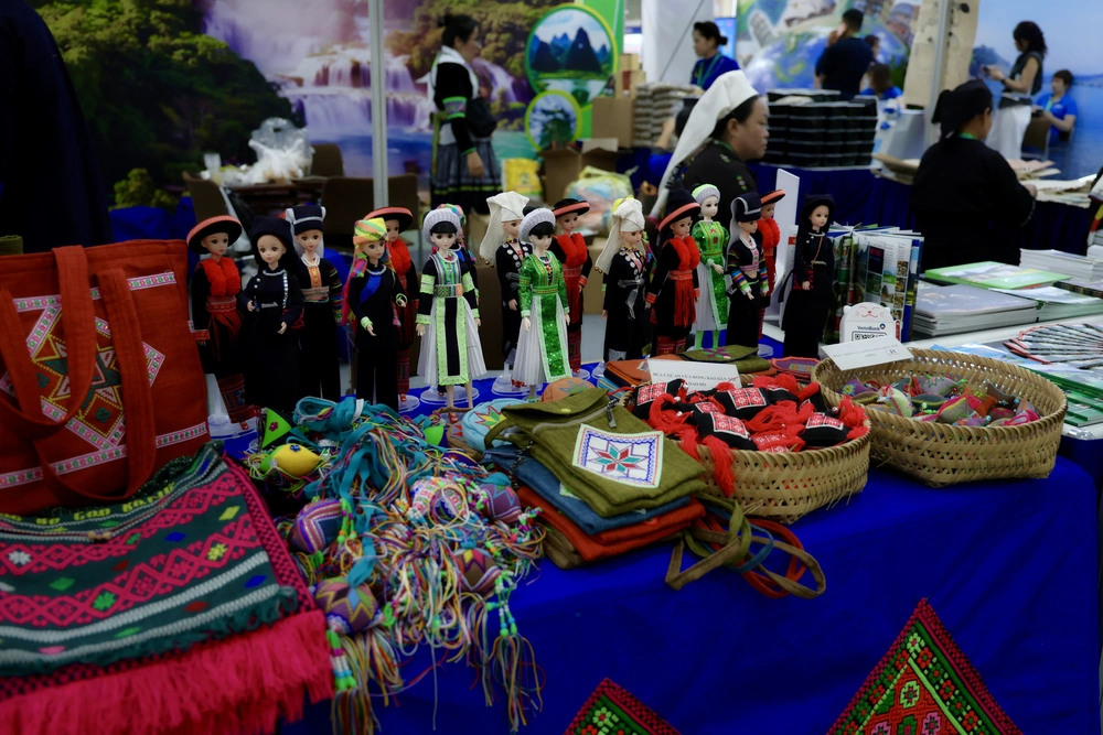 Khai mạc VITM 2026: Chuyển đổi số và tăng trưởng xanh để nâng tầm du lịch Việt - Ảnh 13.