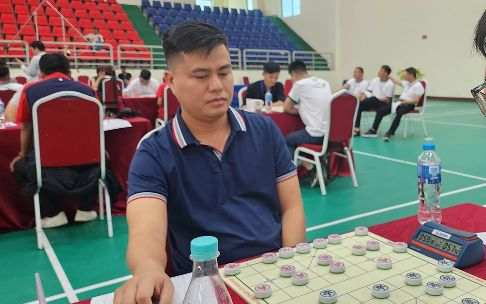 Tin nóng thể thao tối 10/4: Lại Lý Huynh giành huy chương giải quốc gia, Honda gia nhập CLB Singapore - Ảnh 1.