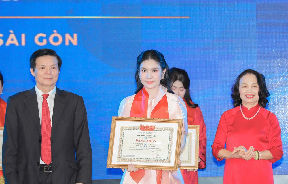 80 cá nhân và 141 doanh nghiệp du lịch tiêu biểu được vinh danh tại VITM 2026 - Ảnh 4.