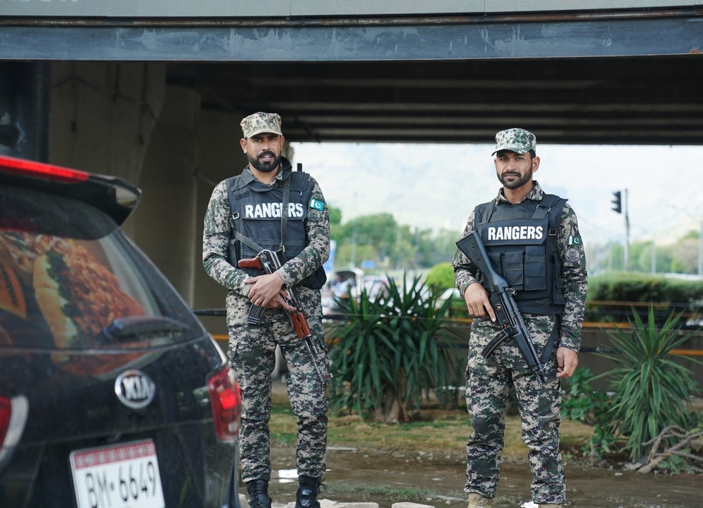 Pakistan tăng cường an ninh chuẩn bị cho cuộc đàm phán Mỹ - Iran - Kuwait bị tấn công UAV - Ảnh 2.