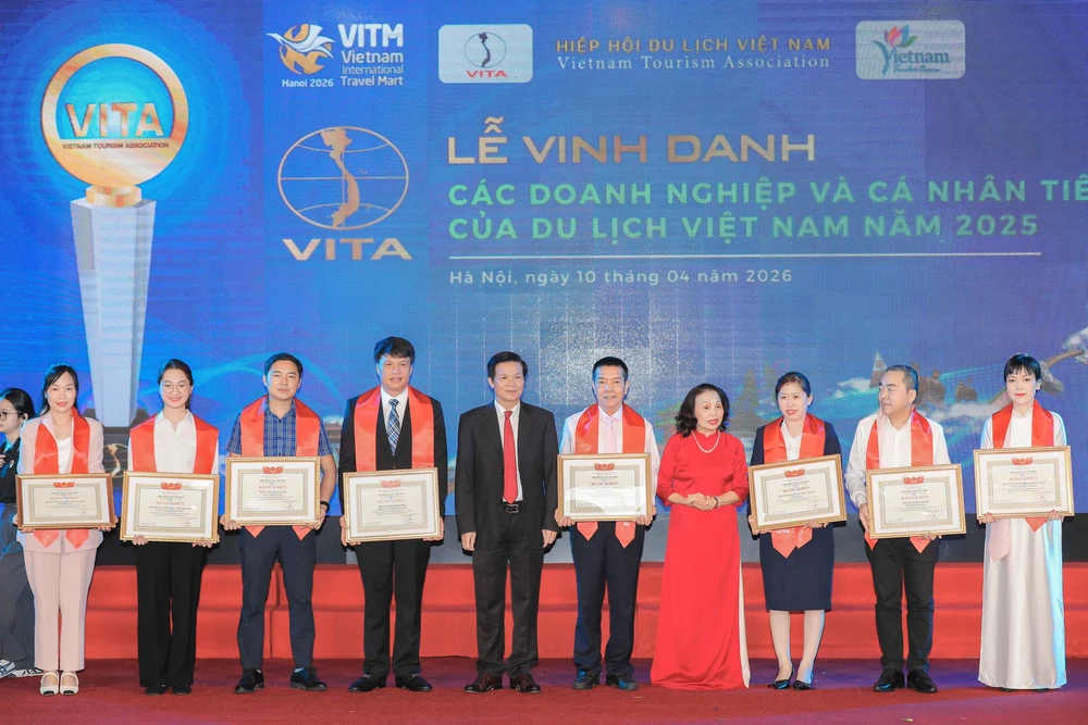 80 cá nhân và 141 doanh nghiệp du lịch tiêu biểu được vinh danh tại VITM 2026 - Ảnh 5.
