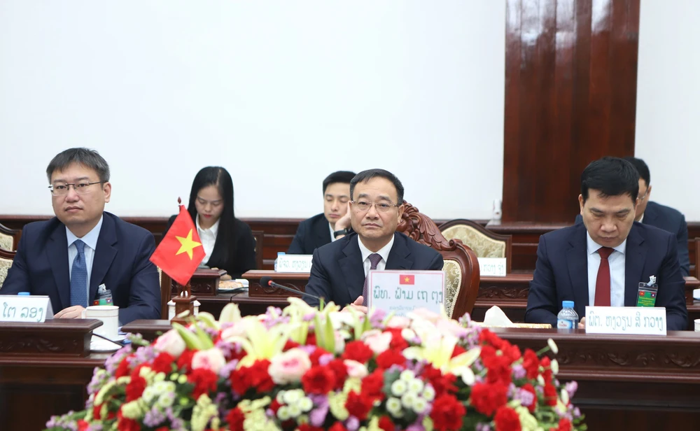 Việt Nam-Lào thúc đẩy tăng cường hợp tác an ninh - Ảnh 1. Việt Nam-Lào thúc đẩy tăng cường hợp tác an ninh - Ảnh 1.