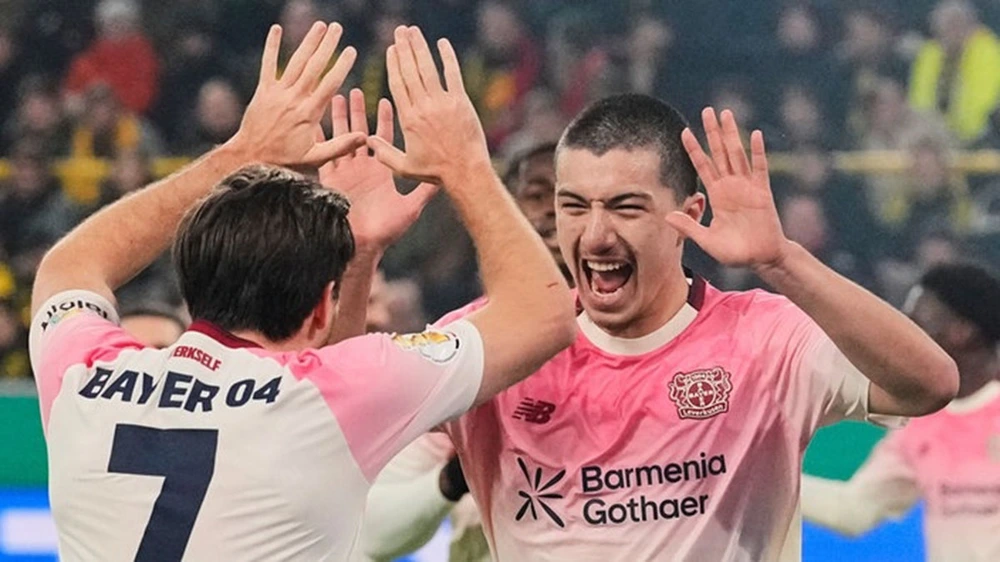 Cầu thủ gốc Việt trị giá hơn 1000 tỷ tiết lộ mối liên hệ với Việt Nam, nói về việc gặp Mourinho và Haaland ở Cúp C1 - Ảnh 1. Cầu thủ gốc Việt trị giá hơn 1000 tỷ tiết lộ mối liên hệ với Việt Nam, nói về việc gặp Mourinho và Haaland ở Cúp C1 - Ảnh 1.