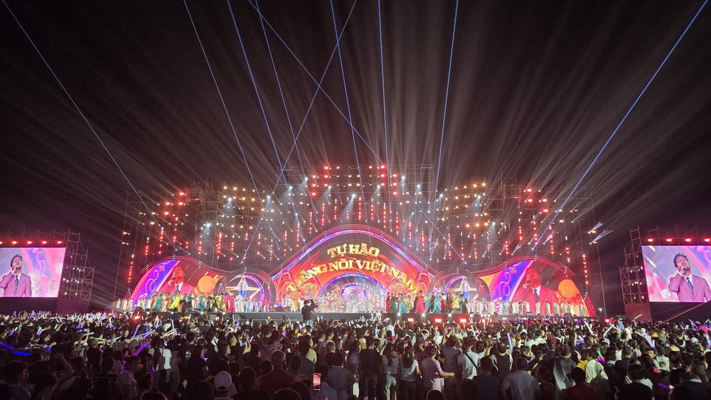 Khai mạc Liên hoan Phát thanh toàn quốc lần thứ XVII - Ảnh 8.