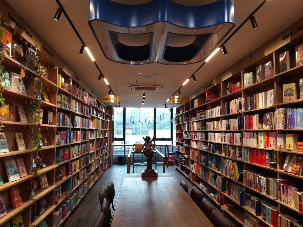 Nâng cao văn hóa đọc từ sách ngoại văn - Ảnh 5. Nâng cao văn hóa đọc từ sách ngoại văn - Ảnh 5.