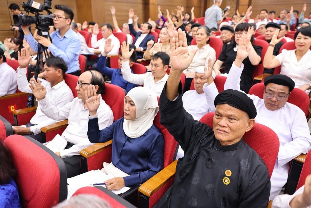 Hiệp thương cử 3 Phó Chủ tịch Ủy ban Trung ương MTTQ Việt Nam - Ảnh 7. Hiệp thương cử 3 Phó Chủ tịch Ủy ban Trung ương MTTQ Việt Nam - Ảnh 7.