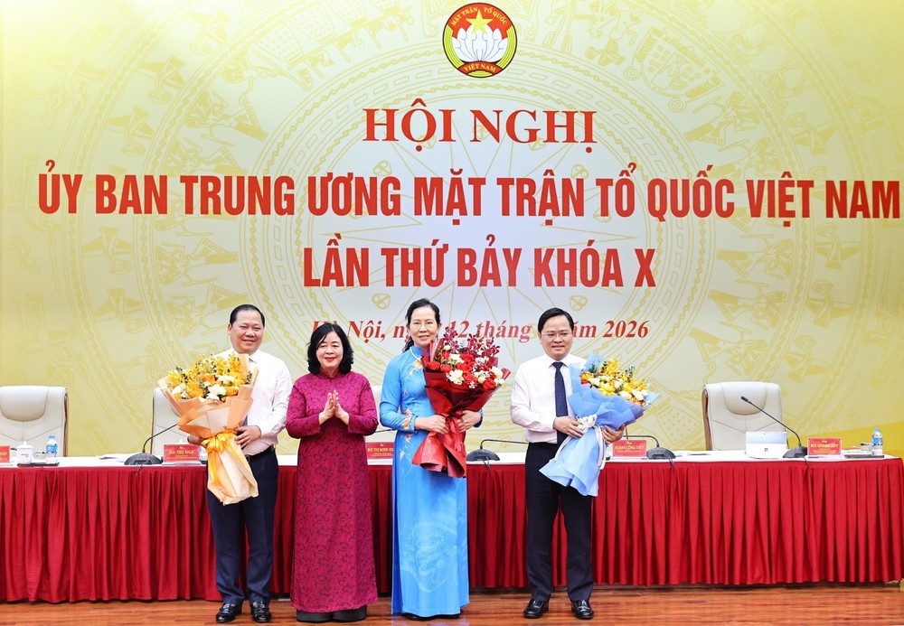 Hiệp thương cử 3 Phó Chủ tịch Ủy ban Trung ương MTTQ Việt Nam - Ảnh 3. Hiệp thương cử 3 Phó Chủ tịch Ủy ban Trung ương MTTQ Việt Nam - Ảnh 3.