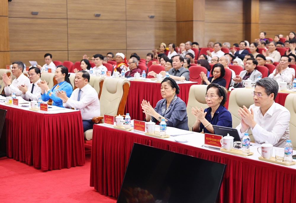 Hiệp thương cử 3 Phó Chủ tịch Ủy ban Trung ương MTTQ Việt Nam - Ảnh 6. Hiệp thương cử 3 Phó Chủ tịch Ủy ban Trung ương MTTQ Việt Nam - Ảnh 6.