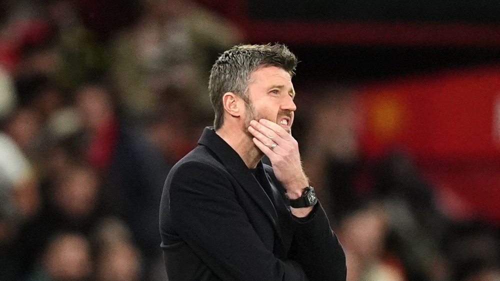 Carrick bức xúc với trọng tài vì thẻ đỏ của Lisandro Martinez, MU cân nhắc khiếu nại - Ảnh 3. Carrick bức xúc với trọng tài vì thẻ đỏ của Lisandro Martinez, MU cân nhắc khiếu nại - Ảnh 3.