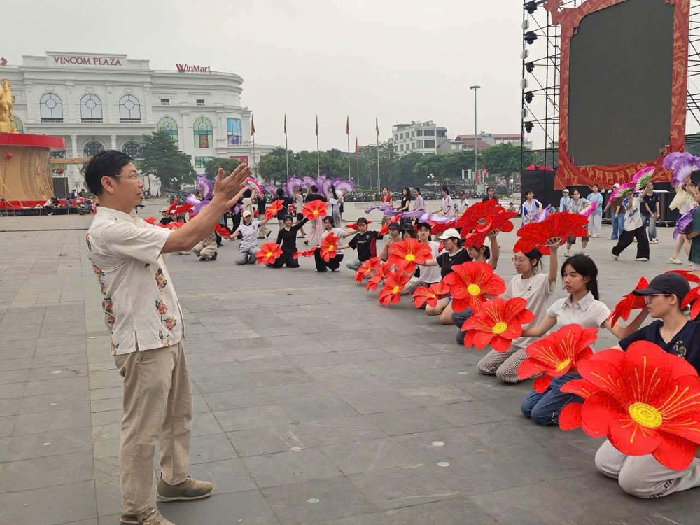 'Linh thiêng nguồn cội - Đất Tổ Hùng Vương' mở màn mùa lễ hội Đền Hùng 2026 - Ảnh 2.