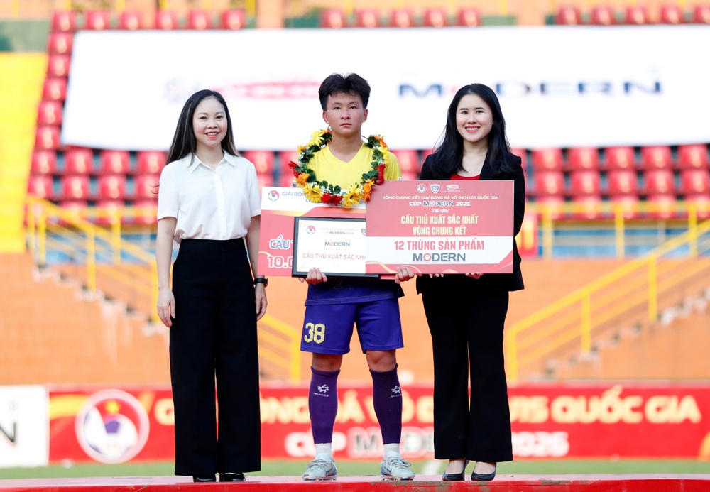 Bầu Hiển hái quả ngọt - Ảnh 2.