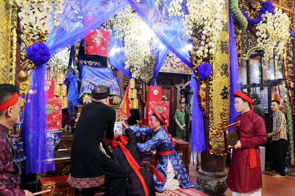 Hải Phòng yêu cầu xử lý nghiêm việc mạo danh đền Tranh - Ảnh 3. Hải Phòng yêu cầu xử lý nghiêm việc mạo danh đền Tranh - Ảnh 3.